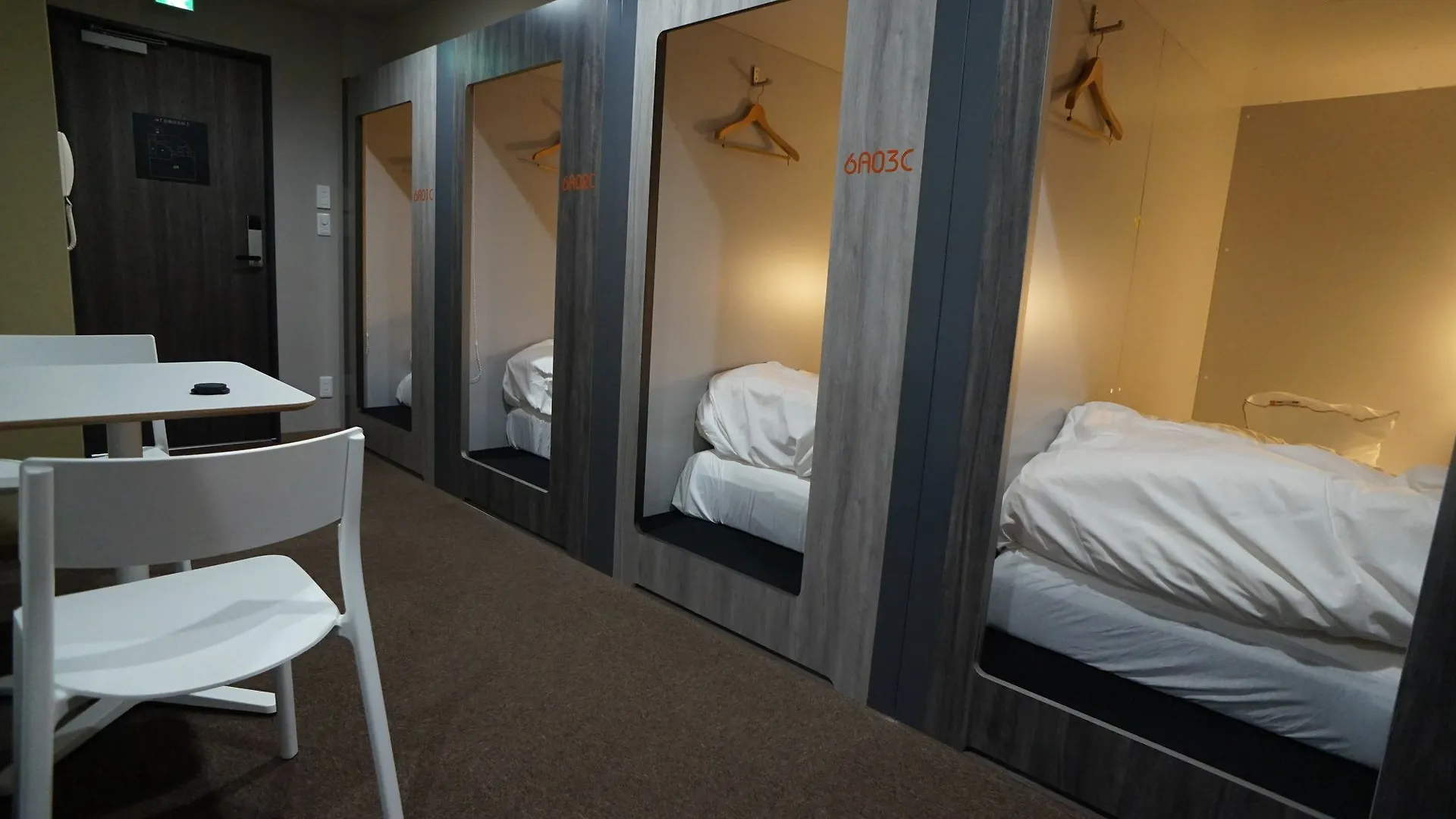 Beagle Tokyo Hostel＆Apartments